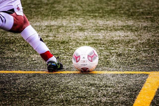 U15联赛15天内踢7场，英超代表：这种踢法，风险大于回报